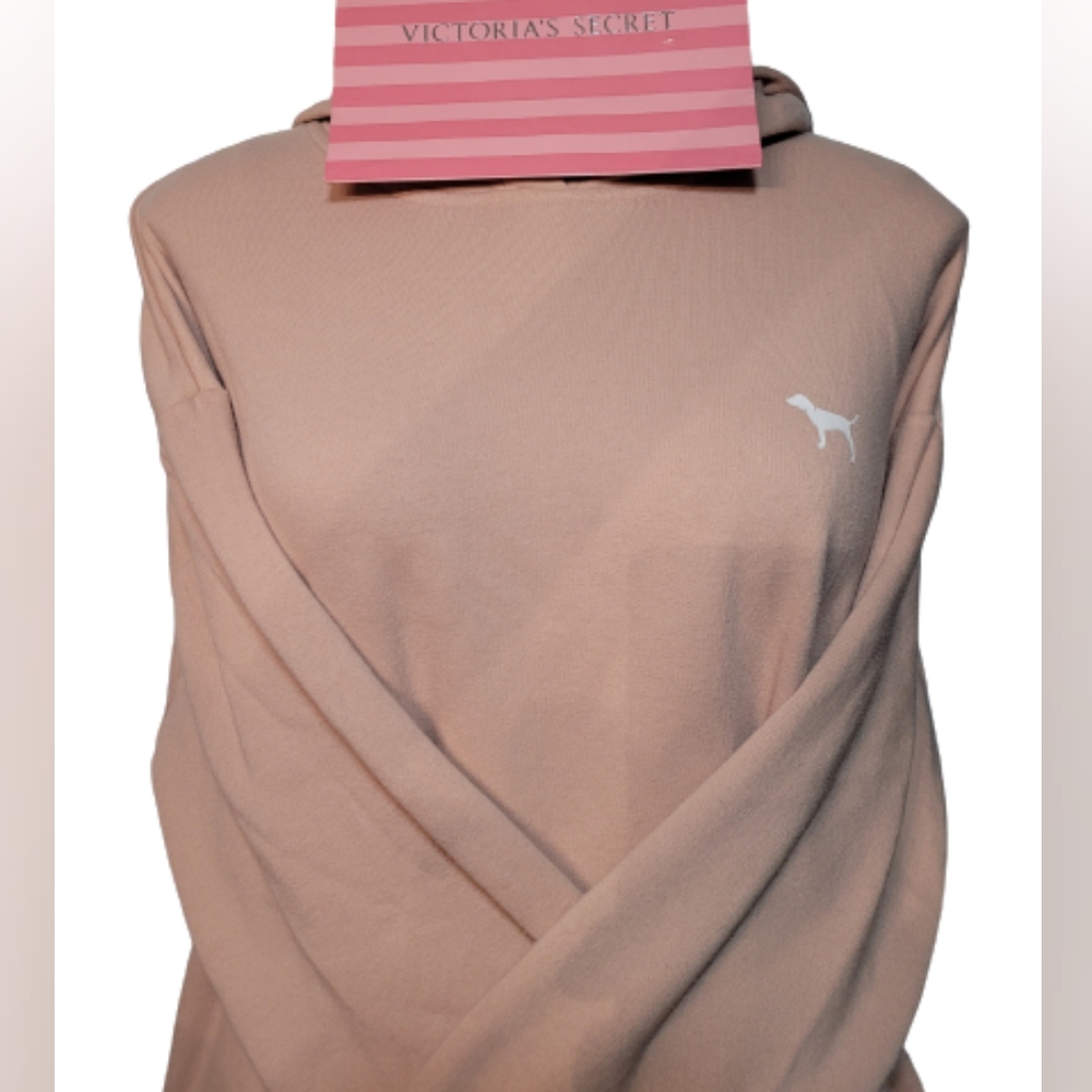 •𝙑𝙎•𝘽𝙊𝙔𝙁𝙍𝙄𝙀𝙉𝘿•𝙎𝙃𝙄𝙍𝙏• - Picture 2 of 16